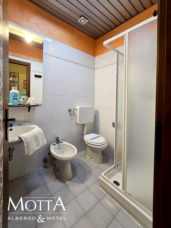 Albergo Asti: Camera Doppia 101 - Bagno