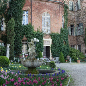 Castelli astigiani: castello di Piea