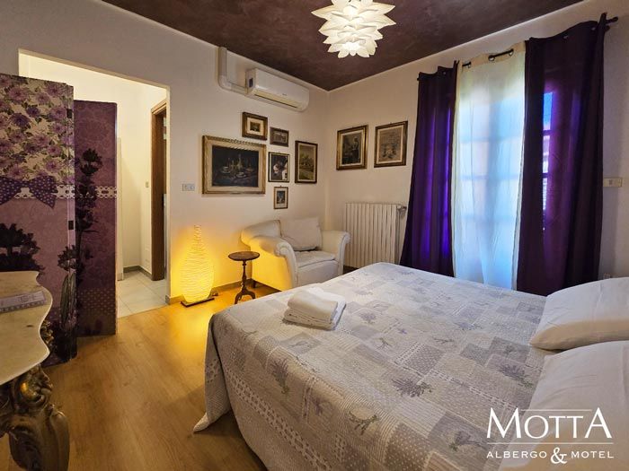 Albergo Asti: Camera Matrimoniale 108
