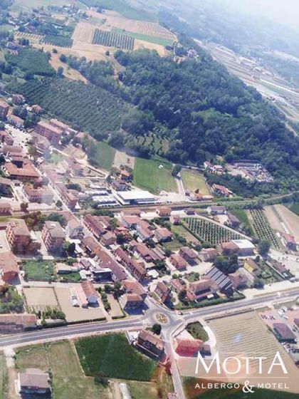 Hotel Costigliole d'Asti: veduta aerea