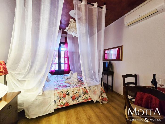 Motel Asti: camere a ore, 103 Asti